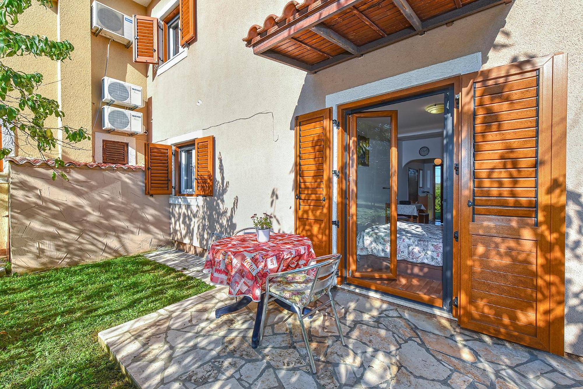 Apartments Cocaletto 1066 罗维尼 外观 照片
